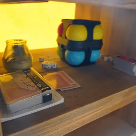 Luksusowy namiot Glamping Met Bar En Prive Sanitair Voor 5 Personen Sneezy Behelp